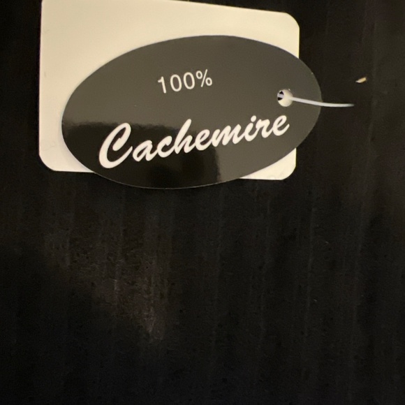 Scarf, Infinity, black cashmere, Portolano, NWT - Picture 5 of 8